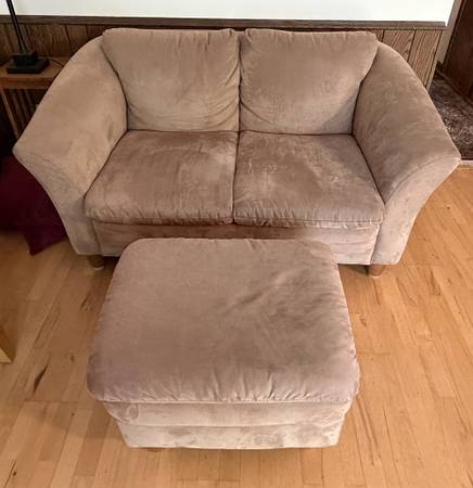 Small Microfiber Sofa with Ottoman in Good Condition 1