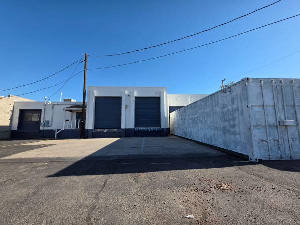 WAREHOUSE Space Along Interstate 25 1