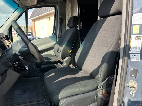 2018 Mercedes Benz Sprinter 2500 - Photo 11