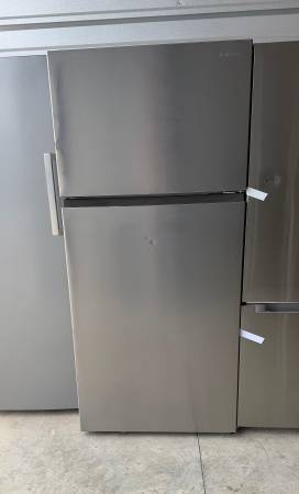 Mora Top Mount Freezer Refrigerator, Standard Depth‼️brand new‼️ 1
