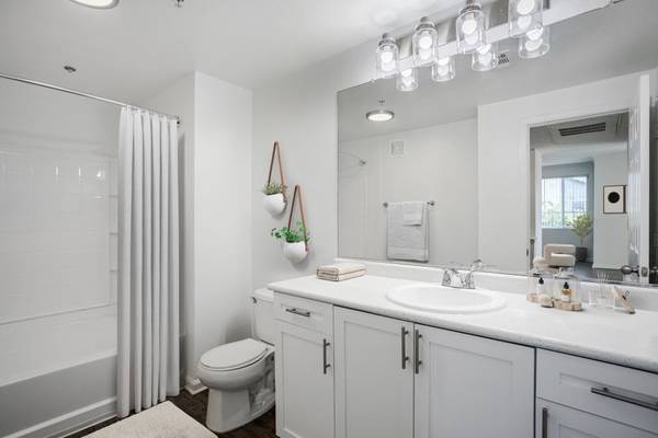 $2,199 / 2br - 1085ft2 - 1 Month free! Contact us for Details! Spacious 2BD 2BA Available Now!64043838578307124