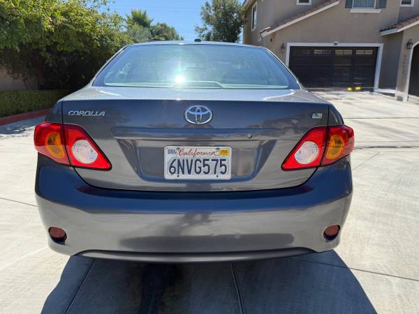 2010 Toyota Corolla Le - Solo 107 mil millas - Título limpio - Excelente - $8,500 (Anaheim)63623972862339124
