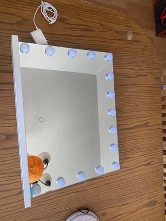 Vanity Mirror 1