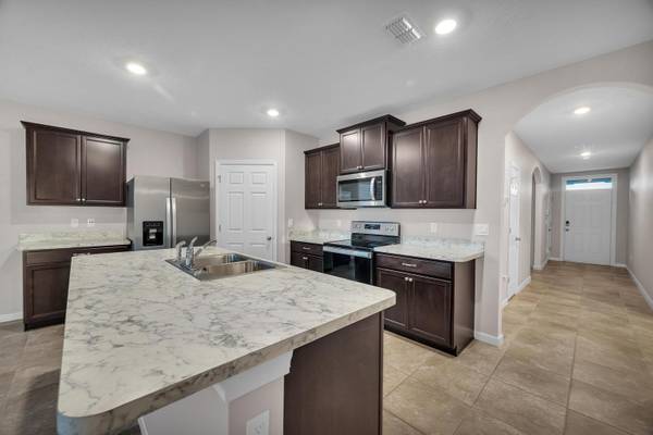 $2,800 / 4br - Stylish and Spacious 4 bed 2 bath Home ~ Covered Porch ~ Move Now (Port Saint Lucie  34952*)63867159260161121