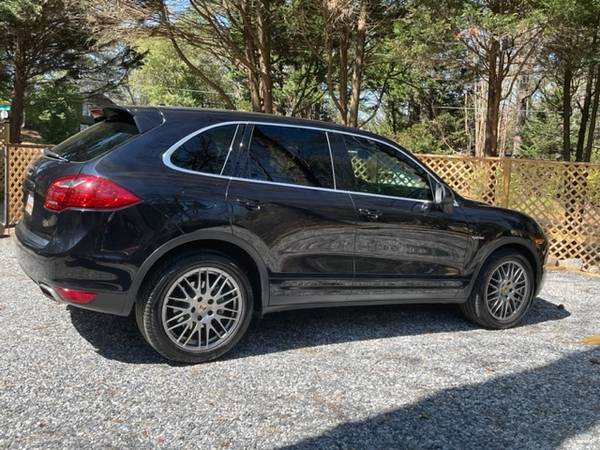 2011 Porsche Cayenne S Hybrid - $11,900 (Duluth)63620854369155122