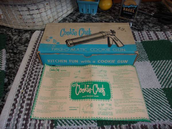 Cookie Chef Trig-0-matic cookie gun 1