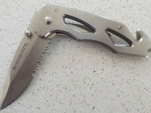 WINCHESTER POCKET KNIFE 1