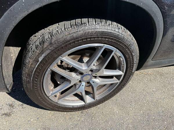 2016 Mercedes-Benz GLC 300 4MATIC - $15,999 (+ Sports Cars International - Lynnwood)63617339098625123