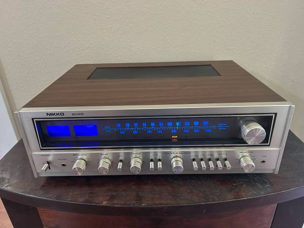 Nikko  8085 Stereo Receiver 1