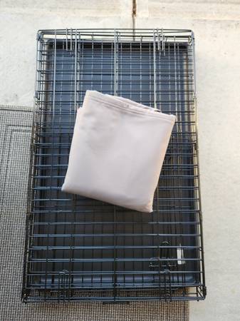 36" collapsible wire dog crate with removable cover 1