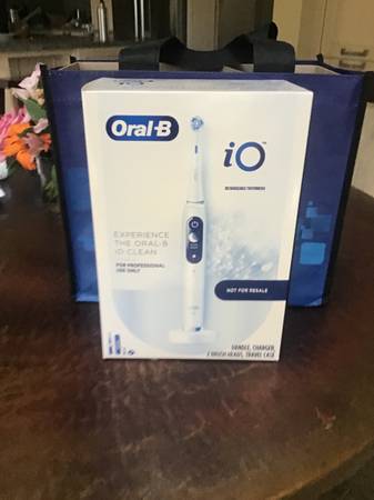Electric Toothbrush 1