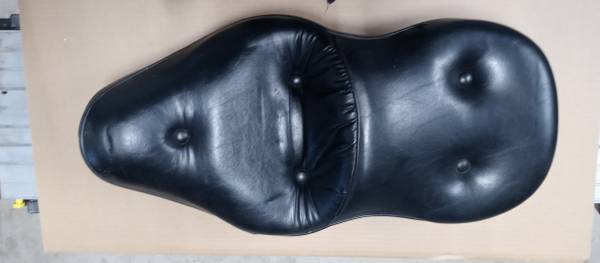 Sportster seat 1