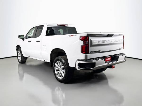 2022 Chevrolet Silverado 1500 LTD Custom Pickup 4D 6 1/2 ft - $29,995 (Chevrolet Silverado 1500 LTD Camioneta)63469776125059122