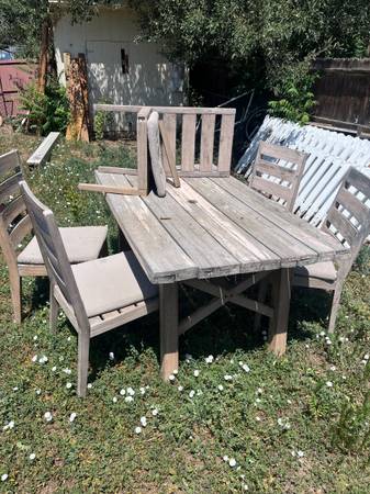 Outdoor table 1