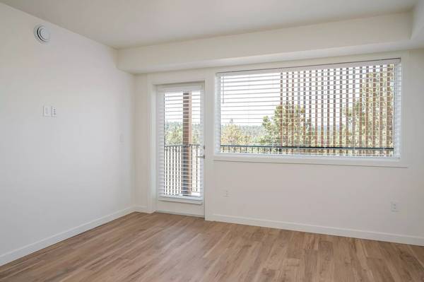 $1,650 / 1br - 656ft2 - Beautiful and bright 1 bd 1 ba! Don't miss out on this stunning view (Bend)63839293026945123