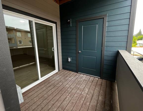 $1,395 / 1br - WD Set Incluido, Seguro, Comunidad Cerrada - 1 Dormitorio Tranquilo (Salem - Center Street)63660444209665122