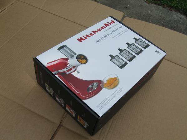 Kitchen Aid Slicing/ Shredding attachment. New in sealed box. 1