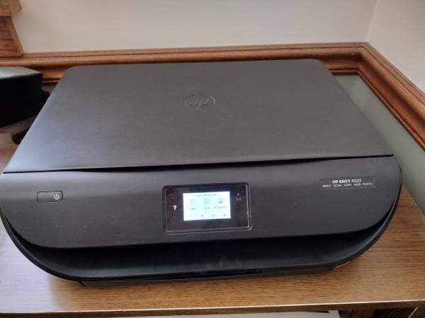 Printer HP Envy 4520 1