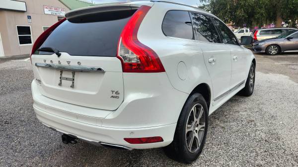 2015 VOLVO XC60, PLATINO, TRACCIÓN INTEGRAL, EXCELENTE ESTADO, ¡GRAN PRECIO! - $6.995 (Tampa)63443207352067124