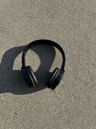 Sharp Image, Headphones Battery Operated 1