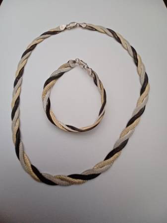 925 silver necklace and bracelet set. 1