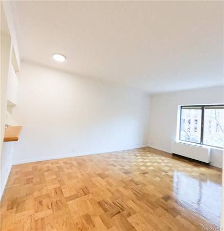 $4,700 / 1br - 730ft2 - One Bedroom Condo for Rent in Full Amenity, 24-Hour Doorman Luxury (Murray Hill)63854193728513123