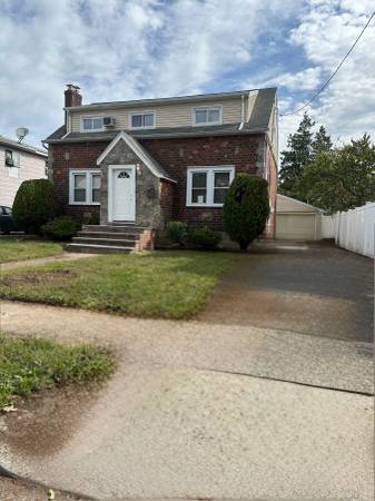 1 fam brick 5br/3 bath don’t miss this one in Uniondale
$0 1 fam brick 5br/3 bath don’t miss this one in Uniondale
$0