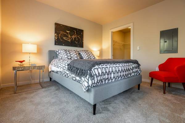 $2,295 / 1hab - 678ft2 - Comunidad de Acceso Controlado, Ascensor, Abundante Luz Natural (Ballard, Interbay, Crown Hill, Seattle)63688443937667124