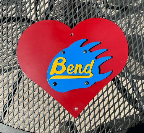 Bend Lava Bear Wall A50.00rt 1