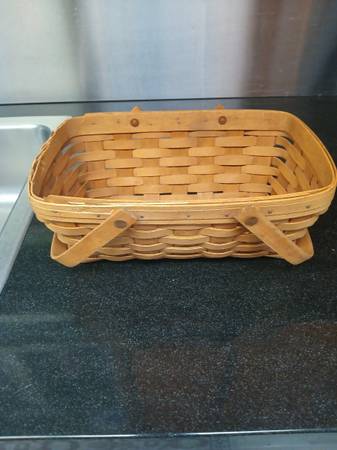 Longaberger basket hand woven Dresden Ohio 1