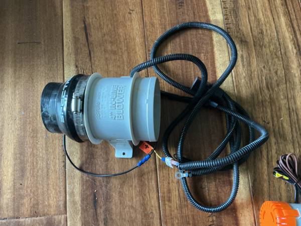 1 Lot Boat / Marine Engine Fan, Bilge Pump and Installation Kit. 1