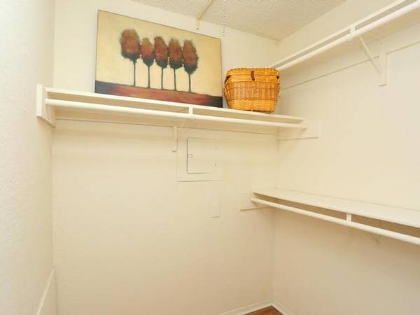 $710 / 1br - 650ft2 - Guaranteed Maintenance Service, Private Balconies/Patios (Midtown)63806193390593122