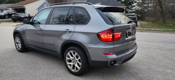 2012 BMW X5 xDrive35i - $9,000 (Elgin)63619112380803124