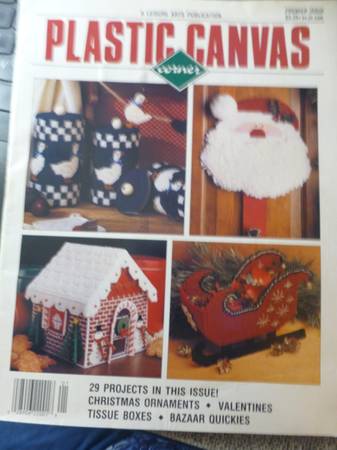 Plastic Canvas Corner V. 1 # 1 29 Christmas Projects by Leisure Arts O 1