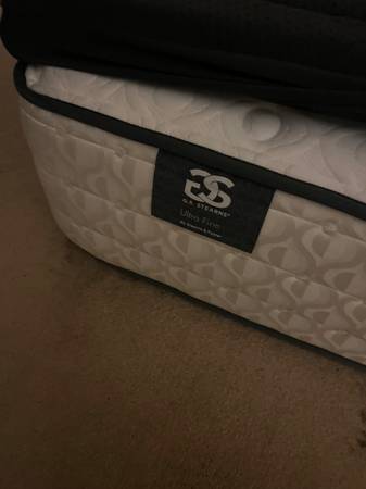 free King size mattress 1