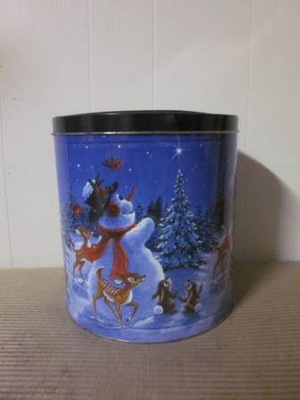 Large decorative tin 1
