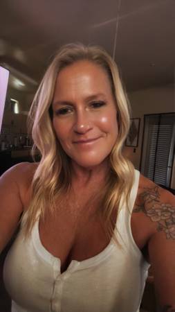 Experienced Licensed Massage Therapist 1
