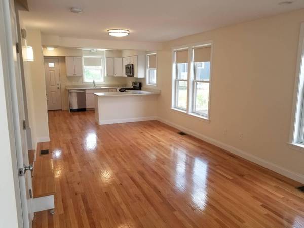 $3,850 / 3br - Roxbury 3 Bed/2.5 Bath Single-Family | Near Humboldt Ave63996548270467121