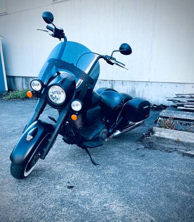 Inadian Motorcycle SpringfieldChief Dark Horse