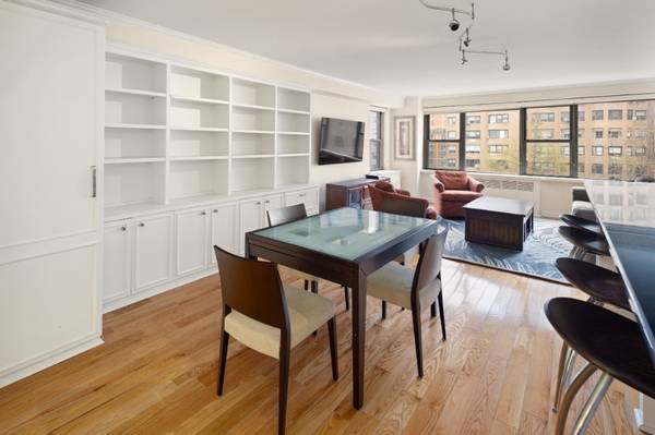 $849,999 / 2br - 1100ft2 - ¡Oportunidad única de poseer un apartamento en Serene Sutton Place!✨63689881463041123
