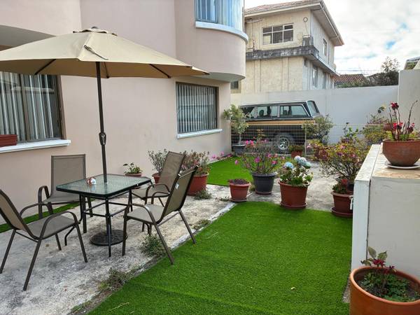 🏡 Furnished Ground Floor Apartment w/ Private Patio & Garden 1