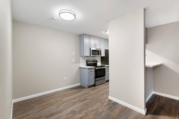 Quartz Countertops, Located in Milpitas, 1/bd 1