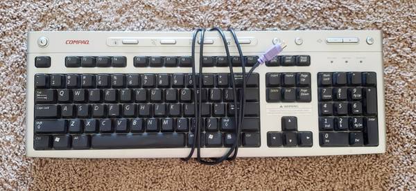 Desktop Computer Keyboard (PS/2) 1