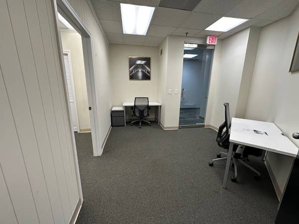 $652 / 114ft2 - Private Window Office - Beltsville MD (Beltsville)63822290982017123
