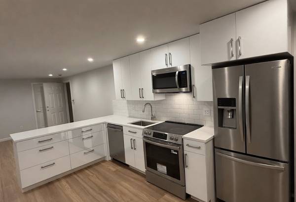 $2,900 / 2br - New modern 2-bedroom apartment utility’s included.