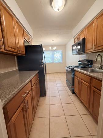$1,890 / 1br - 620ft2 - Leaves Are Falling, So Are Prices! 1BR Move-In Special! (NEW BRUNSWICK CITY)63762848121987123