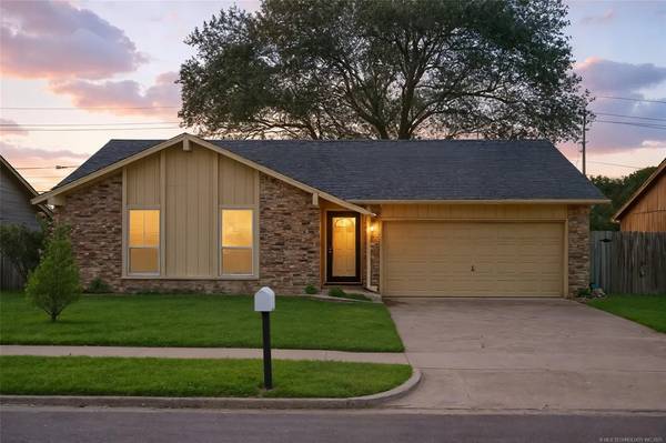 $219,500 / 3br - 1324ft2 - Broken Arrow Home Ready For Best Offers (Broken Arrow)63981977331971120