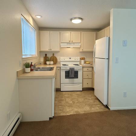 $1,299 / 1br - 650ft2 - Energy-Efficient, Washer and Dryer, Non-Smoking, Patios*63945098915586121