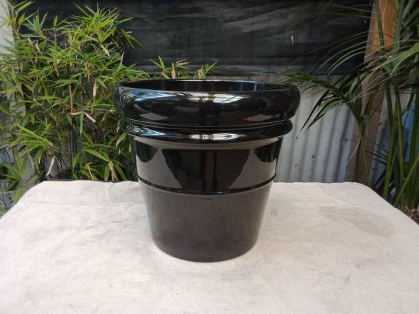 Large Basket Ring style black Gainey ceramic pottery 1