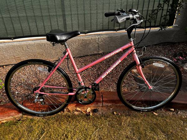 SCHWINN FRONTIER Womens 10-Speed 26” Comfort Bike, FULL Tune-up-CLEAN! 1